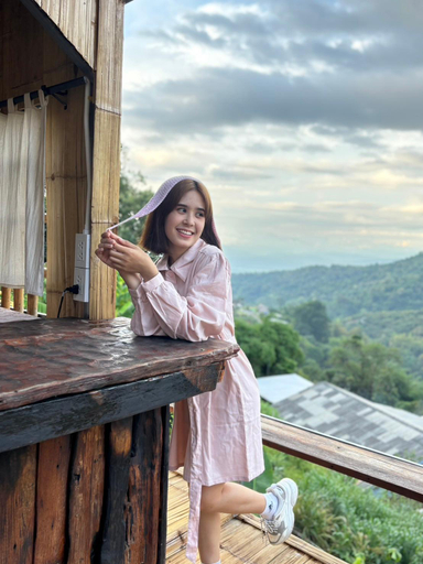 Others 5, Tua Baan Din, Mae Rim