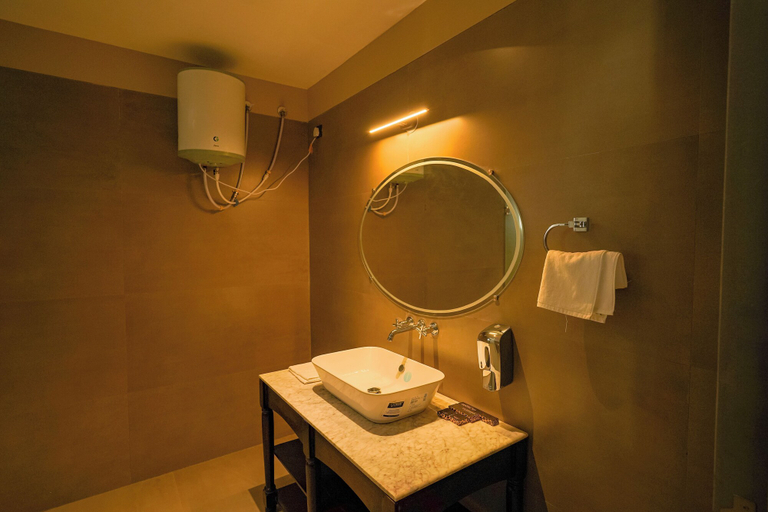 Bathroom 4, One Earth A Leopard Park Jawai, Pali