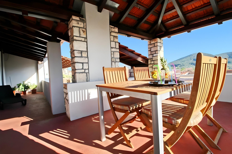 Others 2, Apartment with terrace and garden, Vela Luka