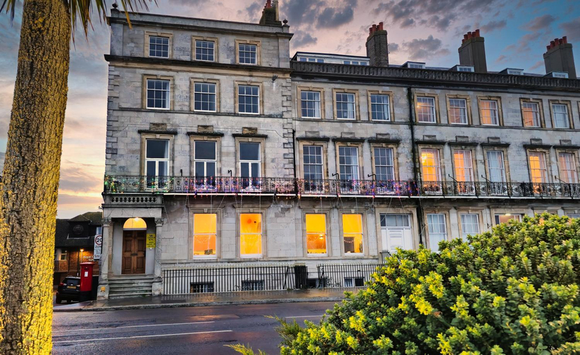 Others 4, Carlton Hotel, Dorset