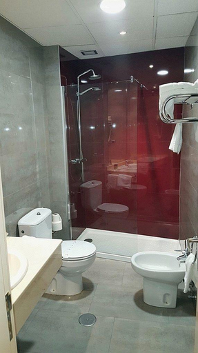Bathroom 4, Leon Hotel Spa Paris, León