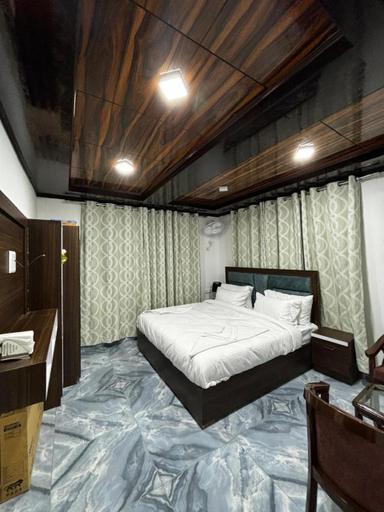 Bedroom, Hotel Lal's Inn, Kargil