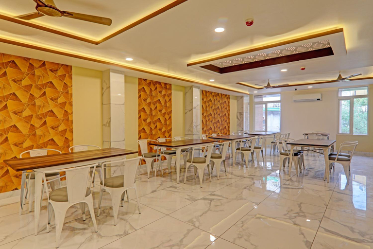 Food & Drinks 5, Hotel Heera Grand, Lucknow
