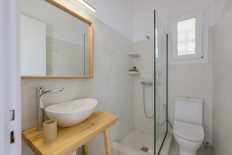 Bathroom 5, Scala Apartments, South Aegean
