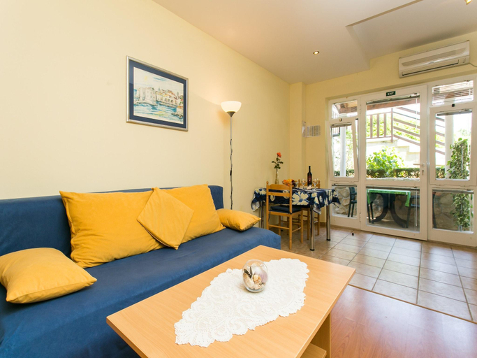 Others 5, Apartment with terrace for 3 people, Dubrovnik