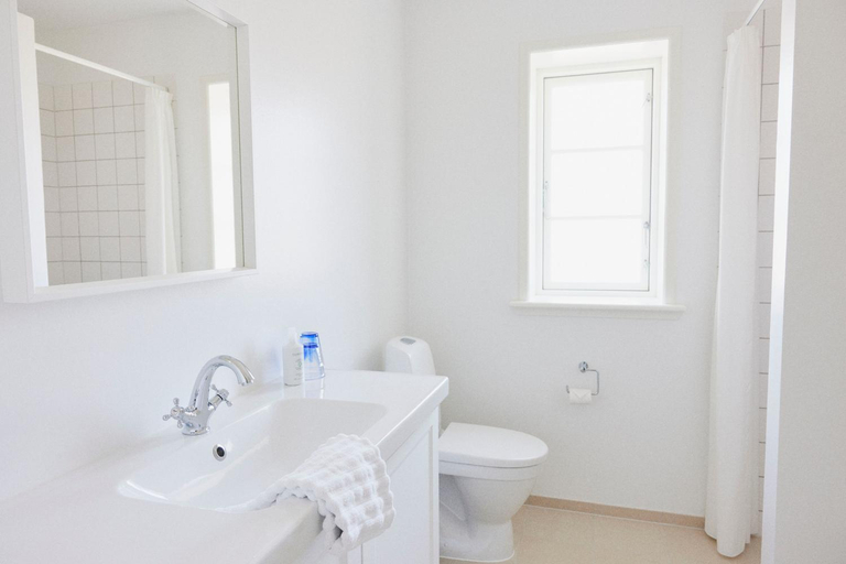 Bathroom, Hjorths Badehotel, Frederikshavn