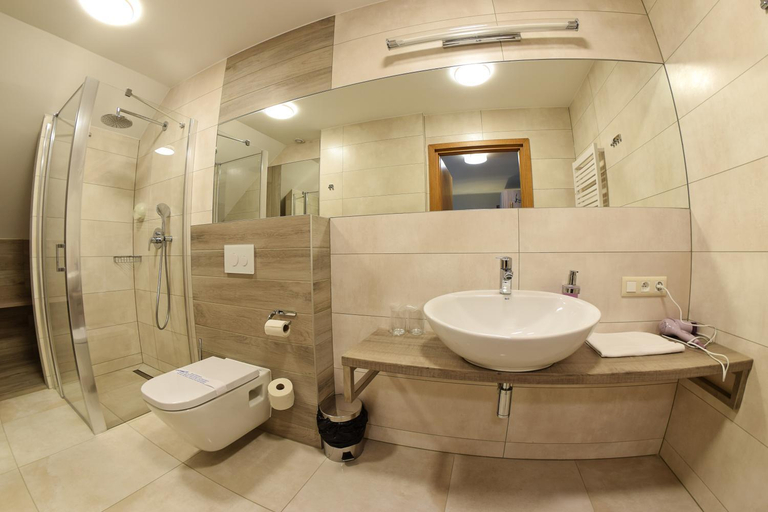 Bathroom 4, Hotel Panorama Nowy S Ocz, Nowy Sącz