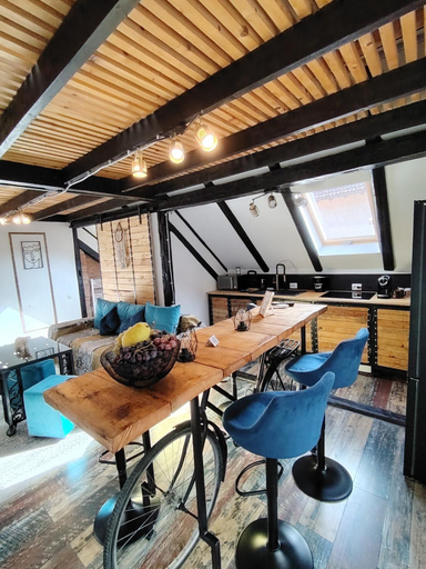 Others 2, Casa Anne Boutique, Brasov