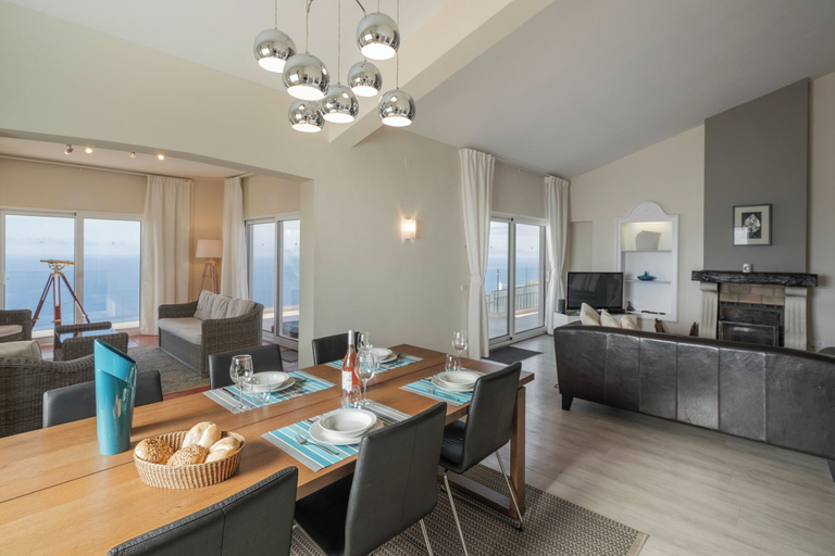 Living area 5, Villa Aquarela by Our Madeira, Santa Cruz