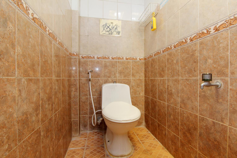Bathroom 3, Losmen Setia Kawan, Yogyakarta