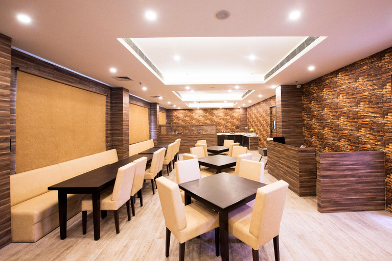 Food & Drinks, HOTEL URBANE INN, Lucknow