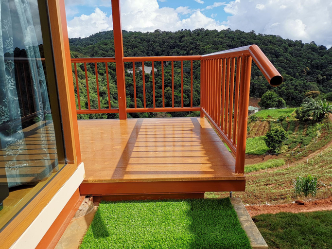 Others 4, Baan Skypruek, Mae Rim