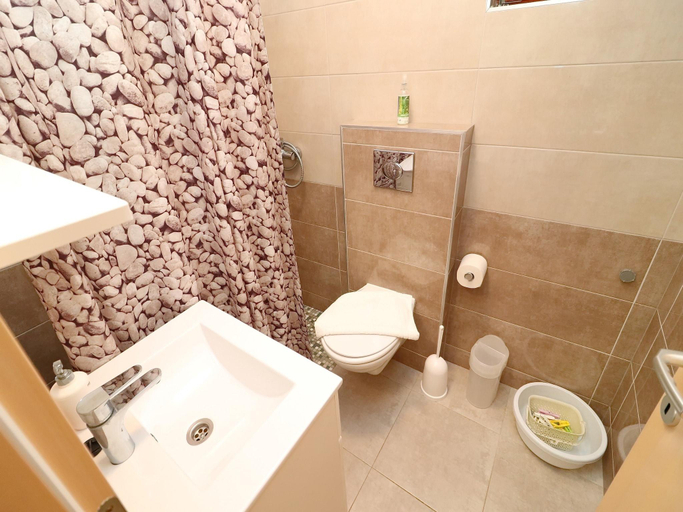 Bathroom 3, Seaside Apartments Hrkac - Studio Apartment with Terrace and Sea View 3, Orebić