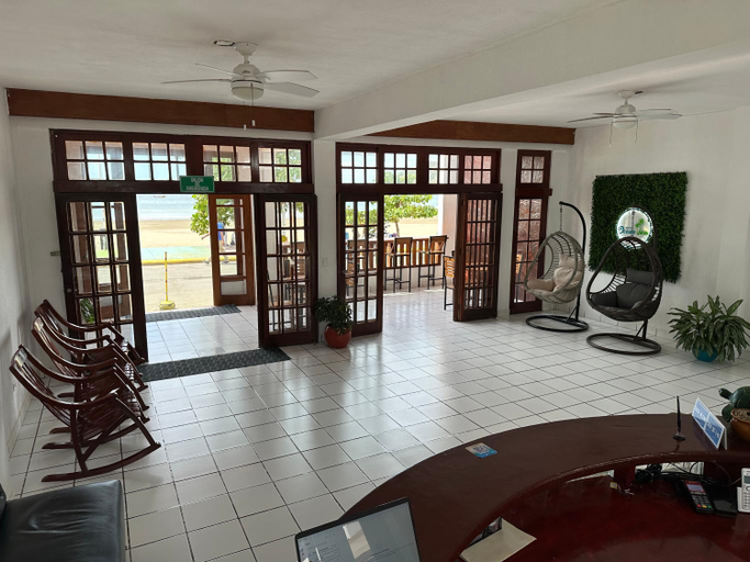 Public Area, Hotel Ocean View, Tola