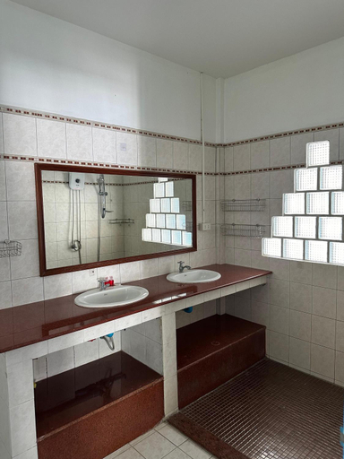 Bathroom 3, Baan Suan Villa 1, Phuket Island