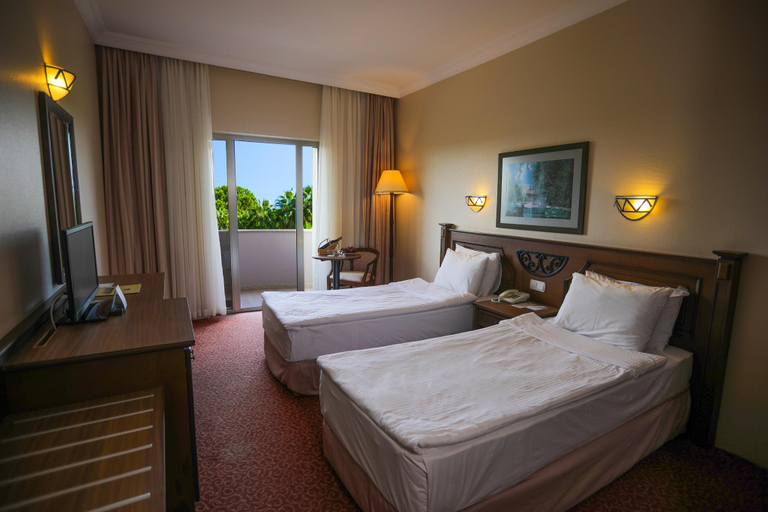 Bedroom 3, Adora Golf Resort Hotel, Serik
