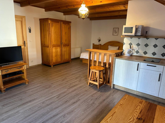 Others 4, Penzion Linhart, Nymburk