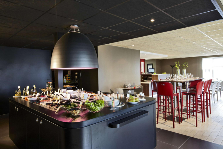 Food & Drinks 4, Kyriad Direct Strasbourg Ouest - Zénith, Bas-Rhin