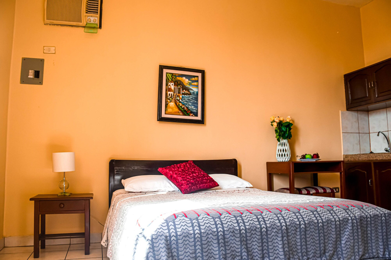 Bedroom 2, Hotel Suites Costa de Oro, Salinas