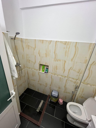 Bathroom 3, Vila Kasemi, Fierit