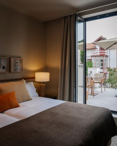 Bedroom 3, Hotel Rhin Garden, Cantabria