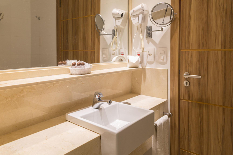 Bathroom 5, Hotel Atlantico Praia, Rio de Janeiro
