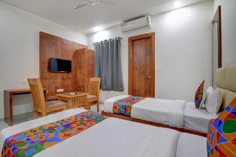 Bedroom 3, FabHotel AVS Grand and Banquets - 500m from Gomti Nagar railway station, Lucknow