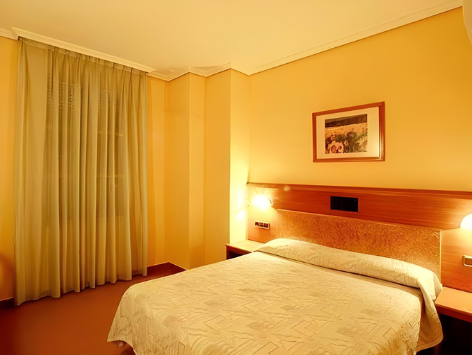 Bedroom 2, Hospedium Hotel Canitas Maite Gastronomico, Albacete