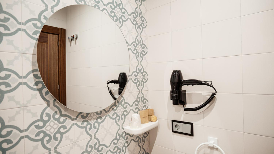 Bathroom 3, Hostal Central Marmolejo, Jaén