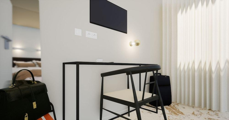 Others 5, CITOTEL LEOPOL, Morbihan
