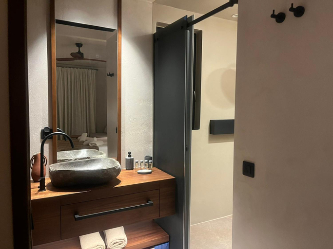 Bathroom 2, Boho Sapiens Sea View, South Aegean