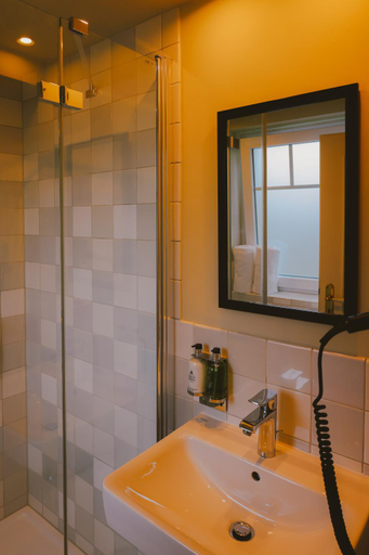 Bathroom 3, Mimosa House, Nordfriesland