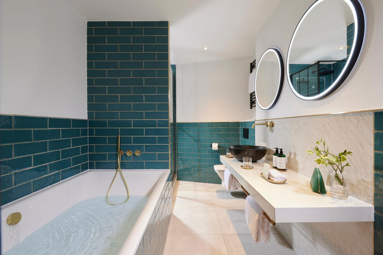 Bathroom 5, The Chancery Hotel, Dublin
