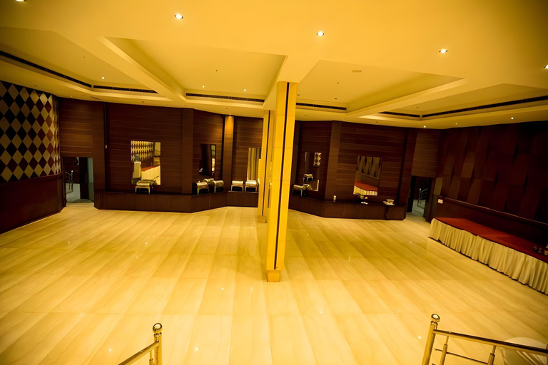 Others 2, Hotel Deep Palace, Lucknow