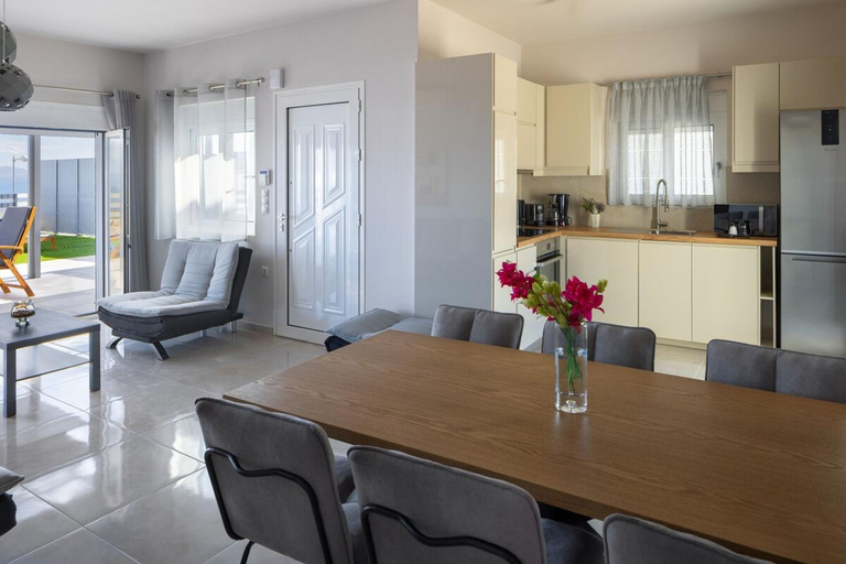 4, Gianna's Panoramic Seaview Twin Villas with pool 2, Crete