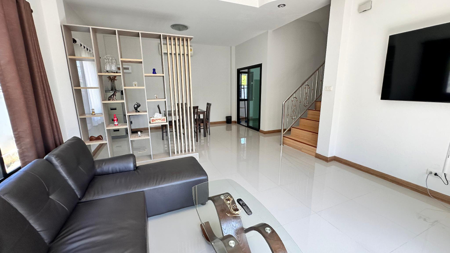 Lobby 5, Elly's Home. Convenience & Serenity, Muang Chiang Mai