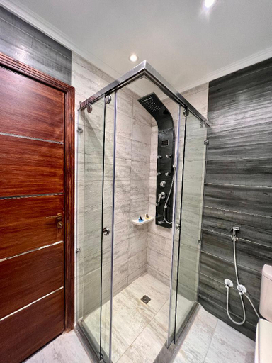 Bathroom 3, New Museum, Pyramids inn, Al-Ahram