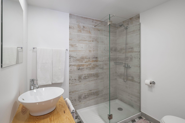 Bathroom, Cottage do Mar by Our Madeira, Calheta