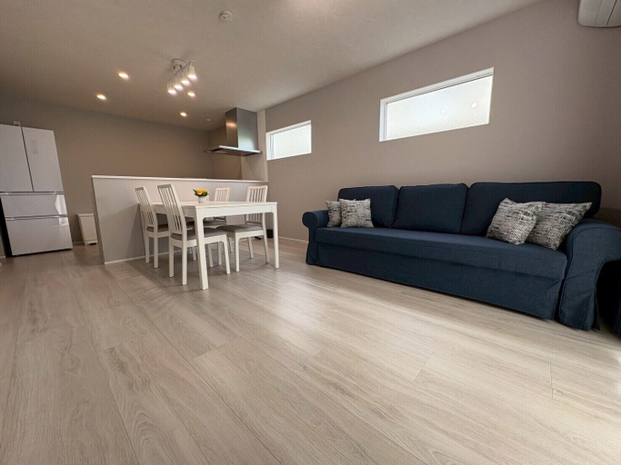 Room 5, Yui-Takasaki, Takasaki