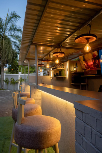Food & Drinks 5, The L Boutique TZ, Kinondoni
