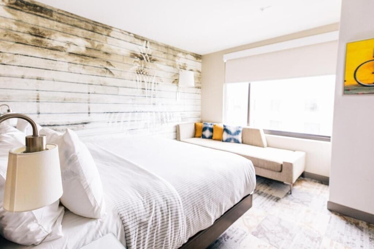 Bedroom 4, DoubleTree by Hilton Charleston Riverview, Charleston