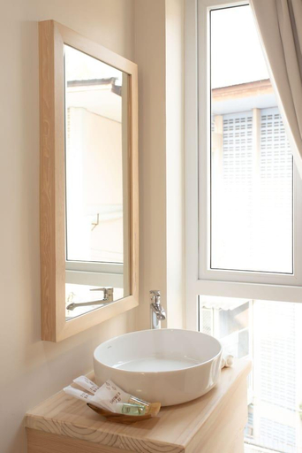 Bathroom 3, Nine Resident, Muang Chiang Mai
