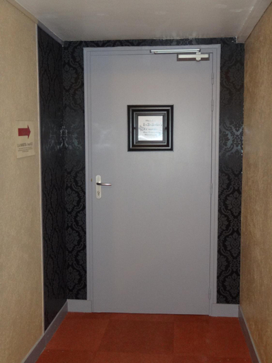 Bedroom 2, Hotel du Centre - Restaurant le P'tit Gourmet, Yonne
