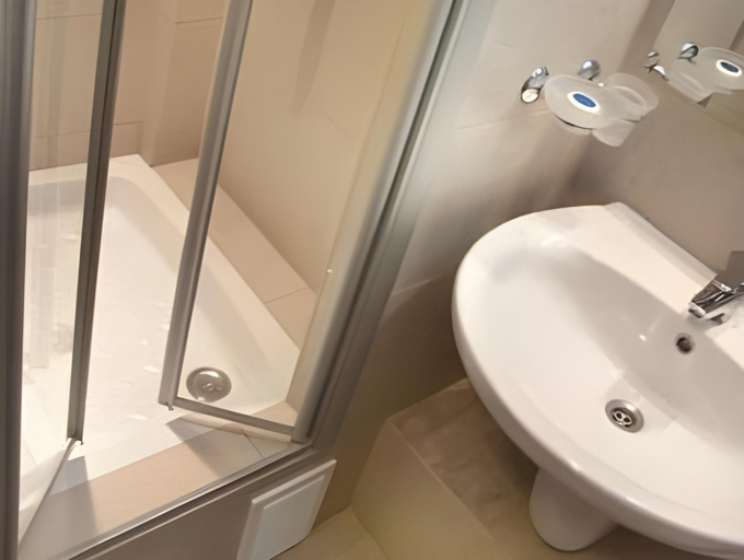 Bathroom 5, Hotel Palladium, Odes'ka