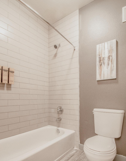 Bathroom 3, Best Western Plus Peppertree Airport Inn, Spokane