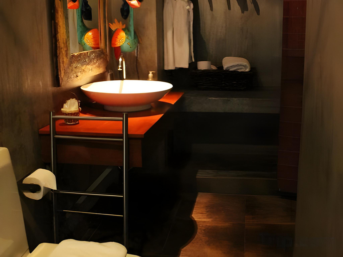 Bathroom 3, Villa Thapae, Muang Chiang Mai