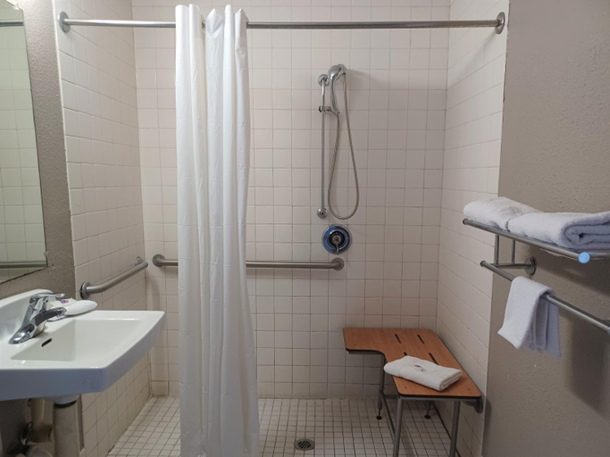 Bathroom 5, Motel 6 Fresno, CA - Blackstone North, Fresno