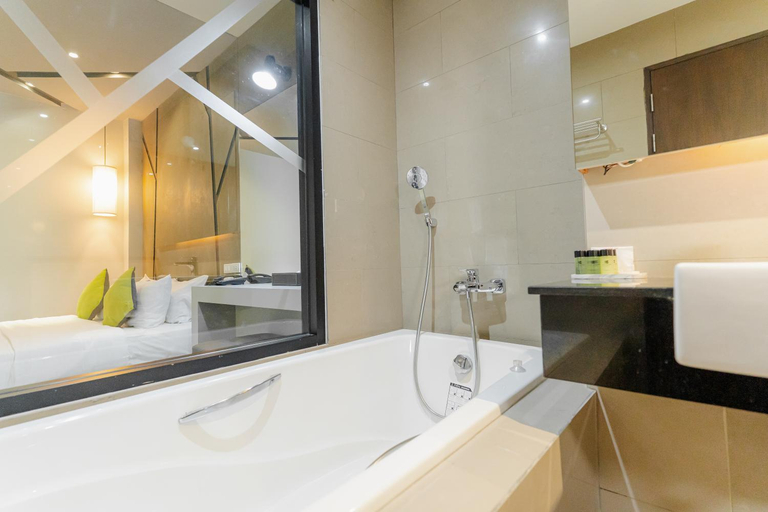 Bathroom 4, 3Season Modern Boutique Apartment, Muang Chiang Mai