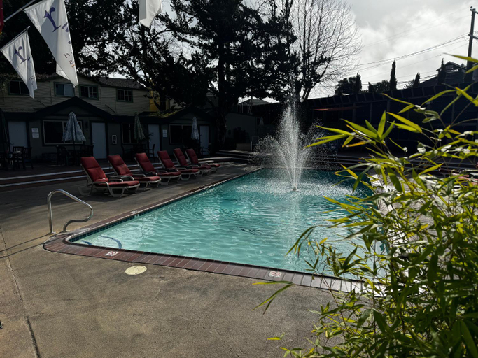 Sport & Beauty, R3 Hotel LGBTQIA All Welcome Adults Only, Sonoma