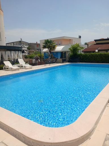 Sport & Beauty 2, Guest House Denis